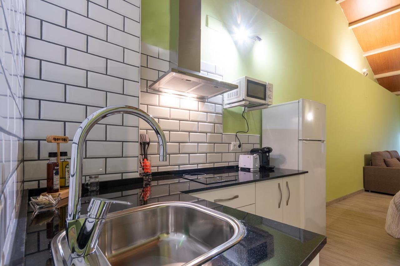 Catedral Apartamentos Parking เมรีดา ภายนอก รูปภาพ